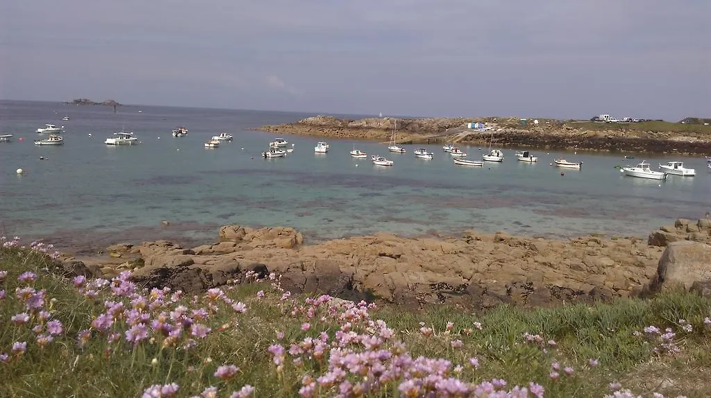 Апартаменты Gite Bord De Mer Porspaul Lampaul-Plouarzel